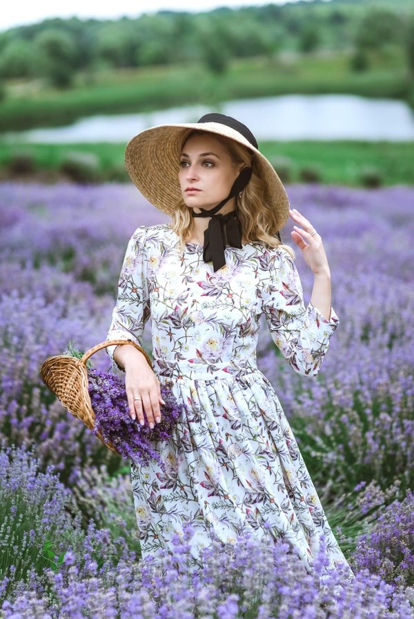 Comment intégrer les robes des années 20 dans ses styles actuels ?